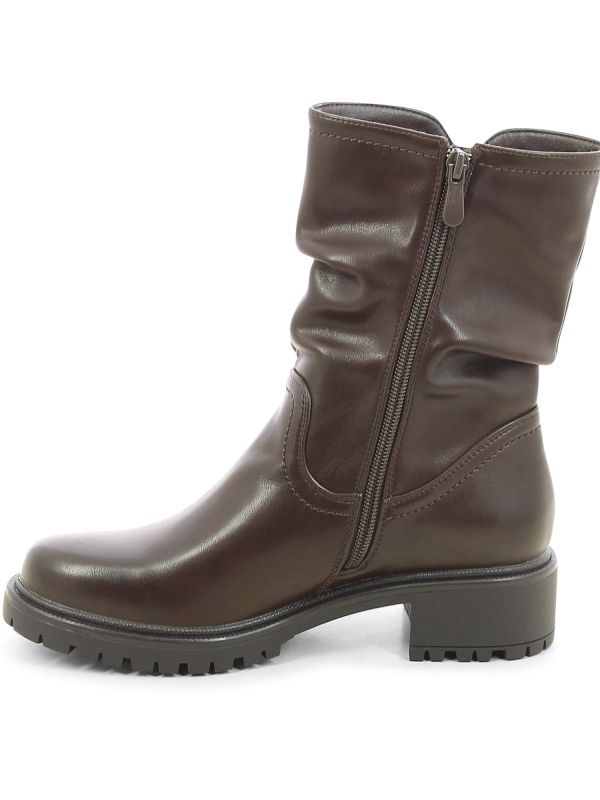 מגפוני טרקטור בדוגמת כיווצים