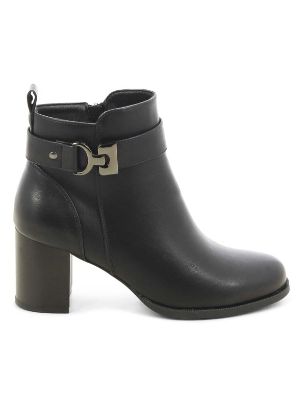 מגפוני עקב עם אבזם מטאלי לנשים