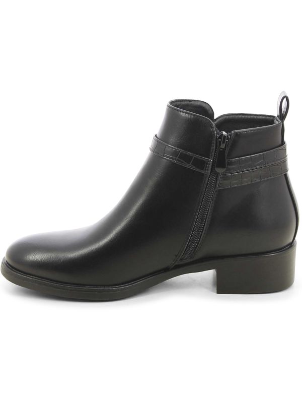 מגפונים שטוחים עם אבזם מטאלי לנשים