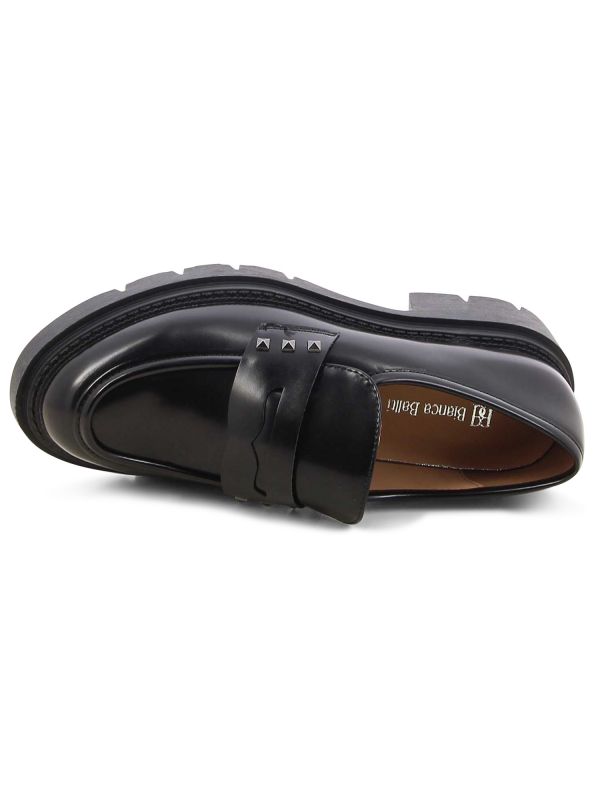 נעלי מוקסין עם עקב