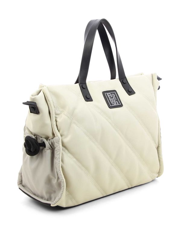 תיק עם מעויינים XTI לנשים