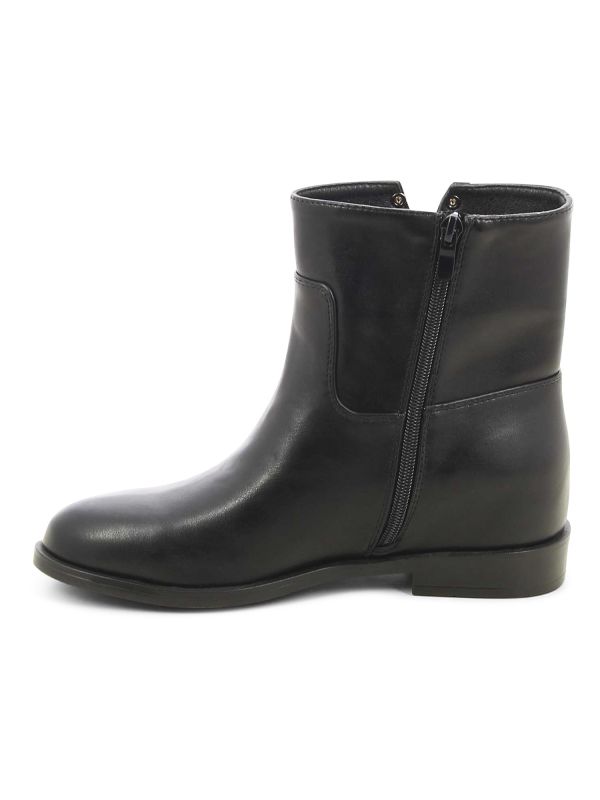 מגפונים שטוחים עם אבזם מוזהב לנשים