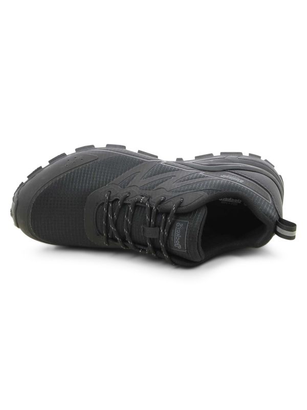 נעלי ספורט אופנתיות לגברים בעיצוב אורבני