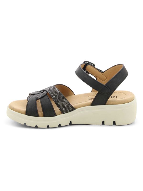 סנדלי נוחות עם סוליית טרקטור