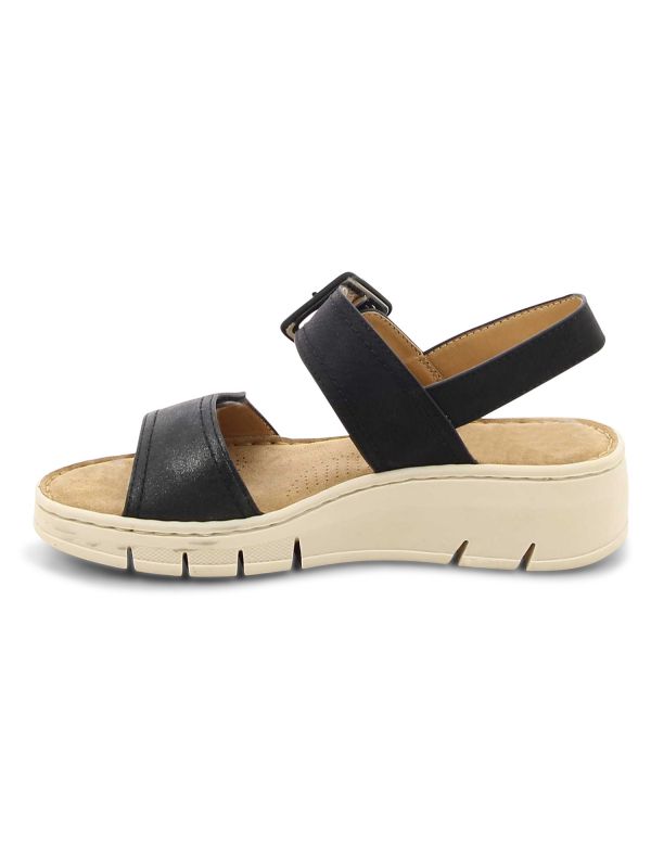 סנדלי פלטפורמה עם סוליית טרקטור