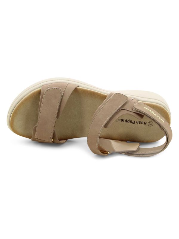 סנדלי פלטפורמה לנשים עם סקוץ’