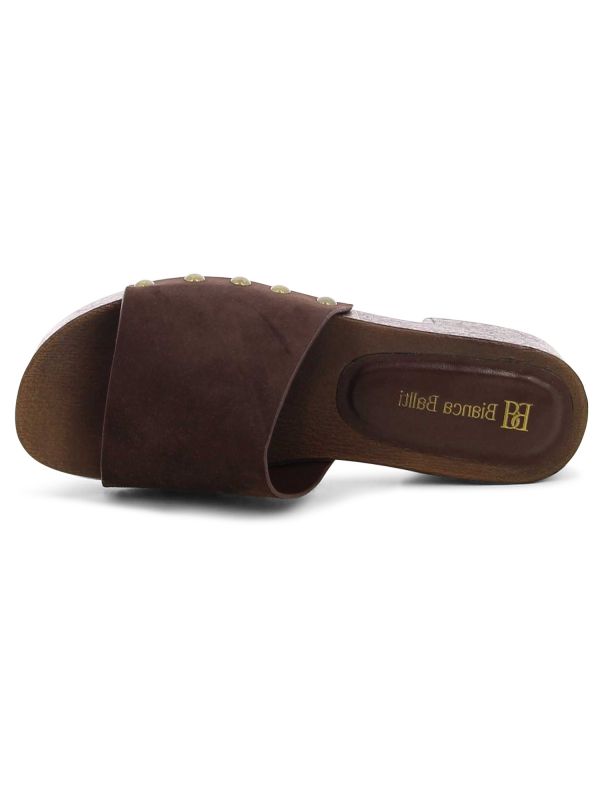 כפכפי נשים עם רצועה עבה