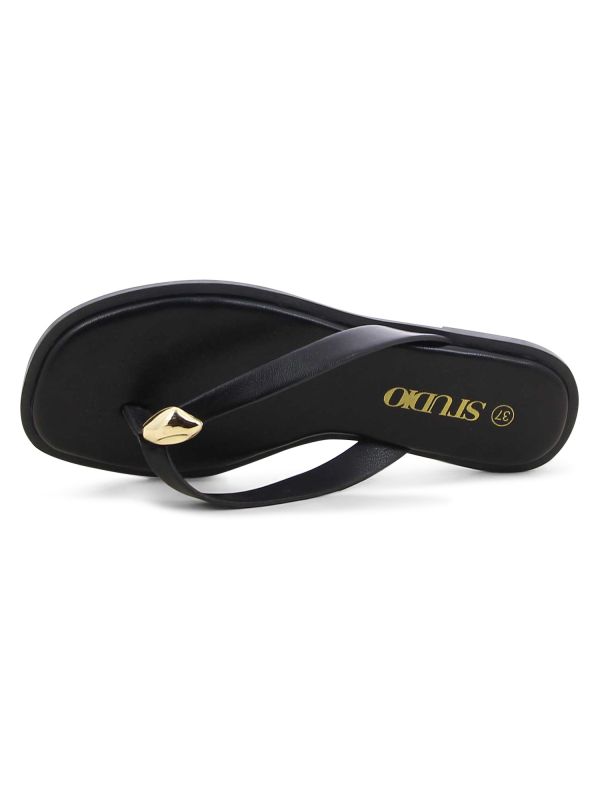 כפכפי אצבע שטוחים לנשים