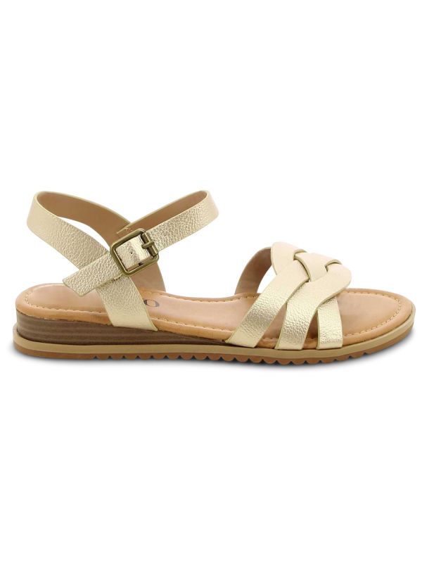 סנדלי נשים עם רצועות מוצלבות