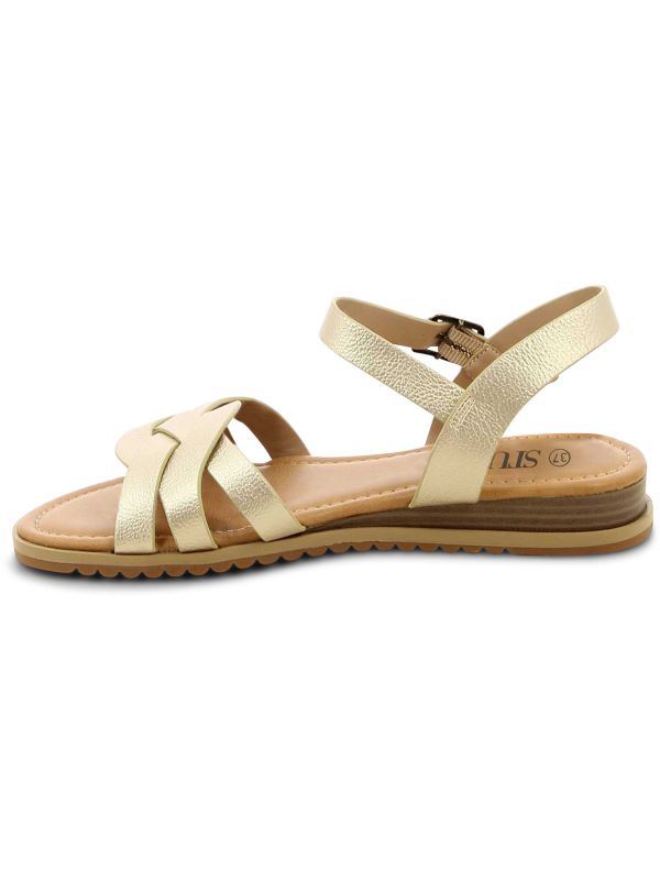 סנדלי נשים עם רצועות מוצלבות
