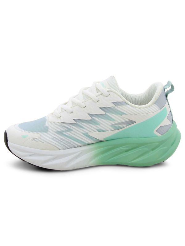 נעלי ספורט עם סוליה מוגבת