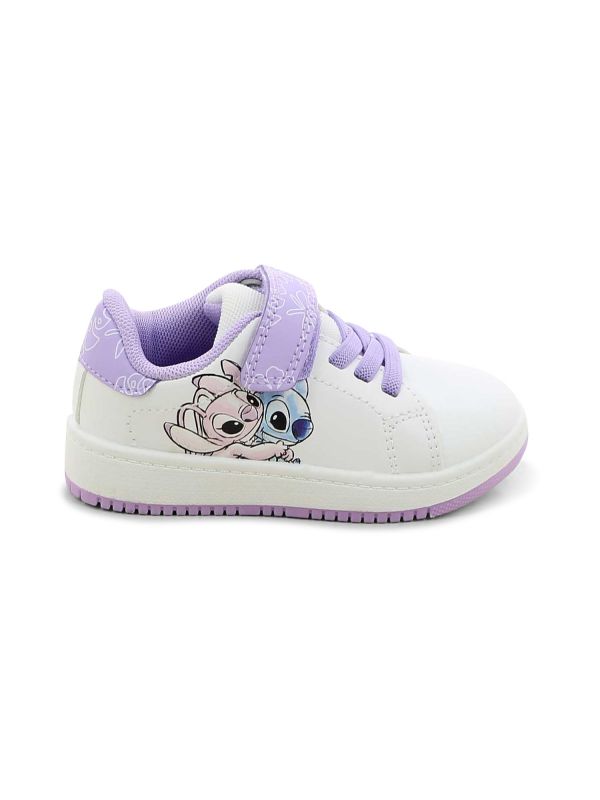 נעלי סניקרס סטיץ’