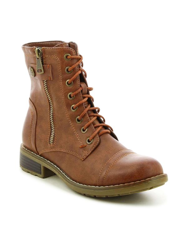 מגפונים במראה צבאי