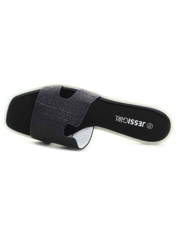 כפכף שטוח דמוי נחש