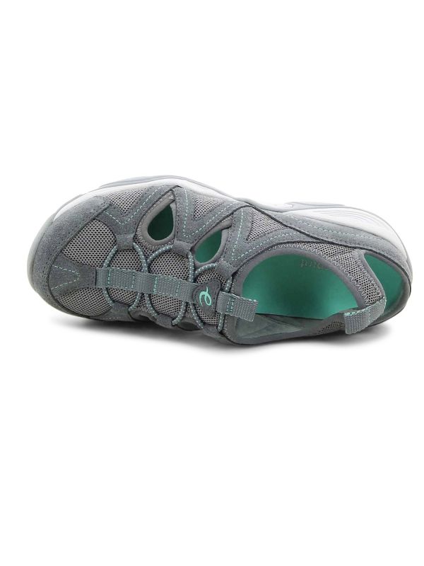 נעלי ספורט עם פתחים לנשים