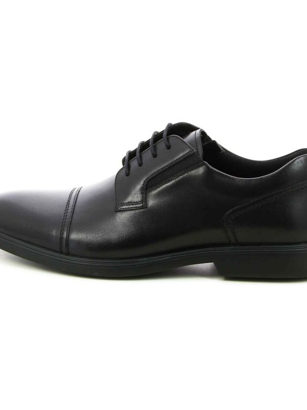 נעלי נוחות עם שרוכים