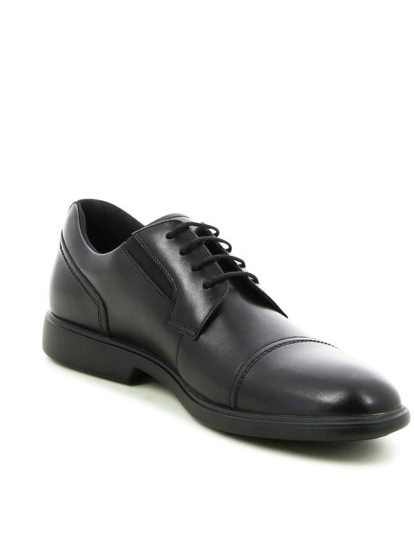 נעלי נוחות עם שרוכים