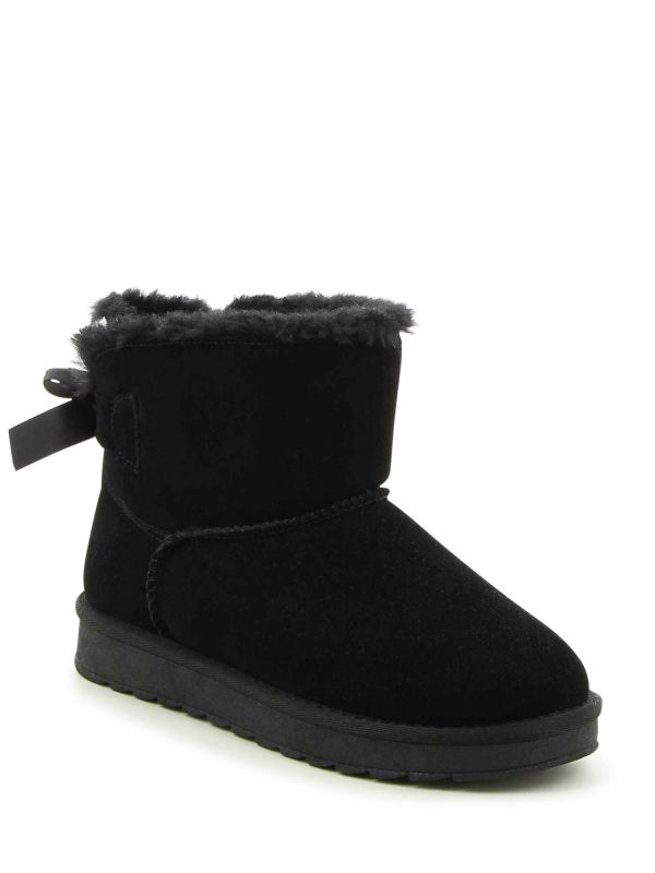 מגפי קוזי עם פפיון אחורי