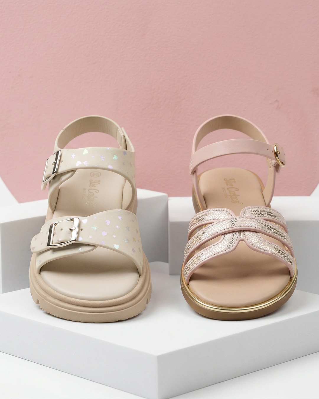 סנדלי קיץ לבנות של מותגים מובילים: לי קופר, האש פאפיס ועוד
עכשיו בחנויות ובאתר רשת גלי